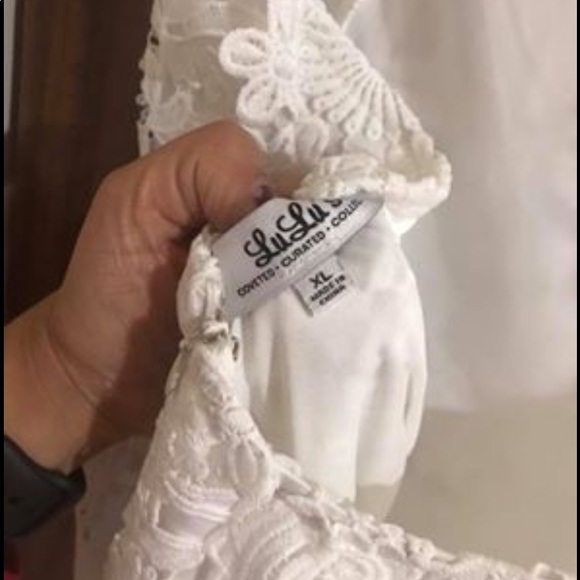 Dress - Picture 2 of 3